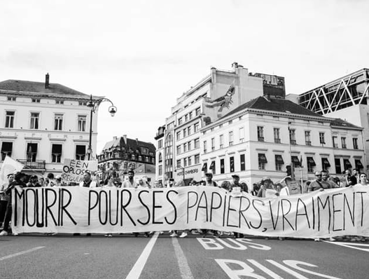 Brussels – 450 sans papiers on hunger strike for 40 days in favour of regularisation