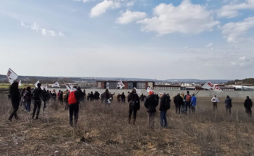 INFO DEPUIS LES RASSEMBLEMENTS EN SOLIDARITÉ A’ EMILIO