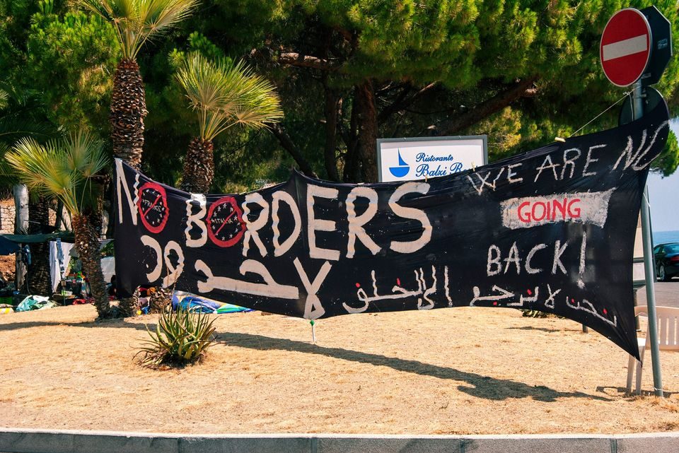Ventimiglia : les procès se terminent, la violence à la frontière continue