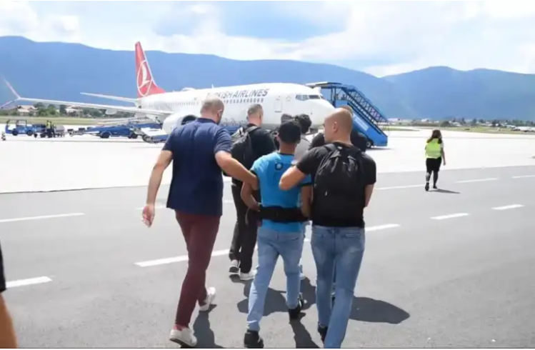 Bosnia repatriates the first two migrants to Pakistan. A “test bench” for EU entry